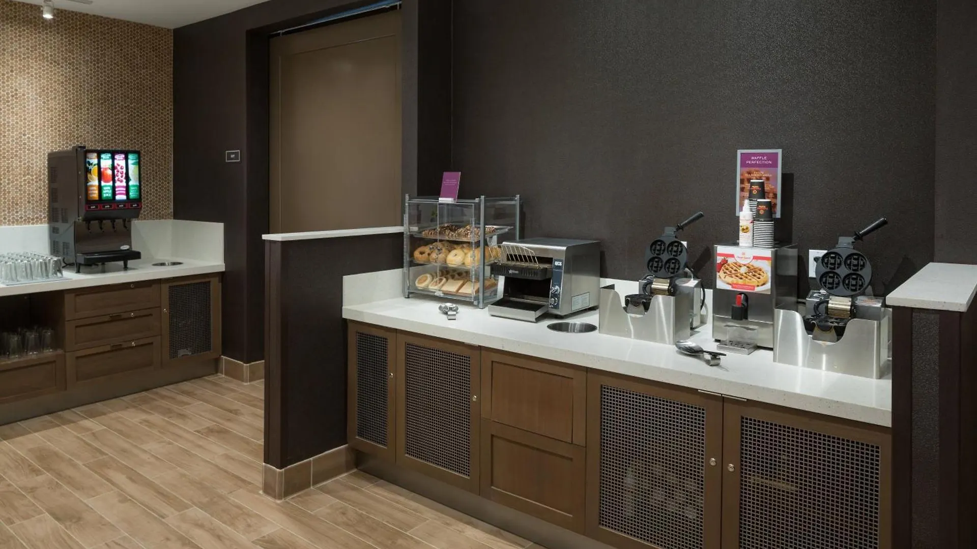 Residence Inn By Marriott Ontario Rancho Cucamonga 3*,